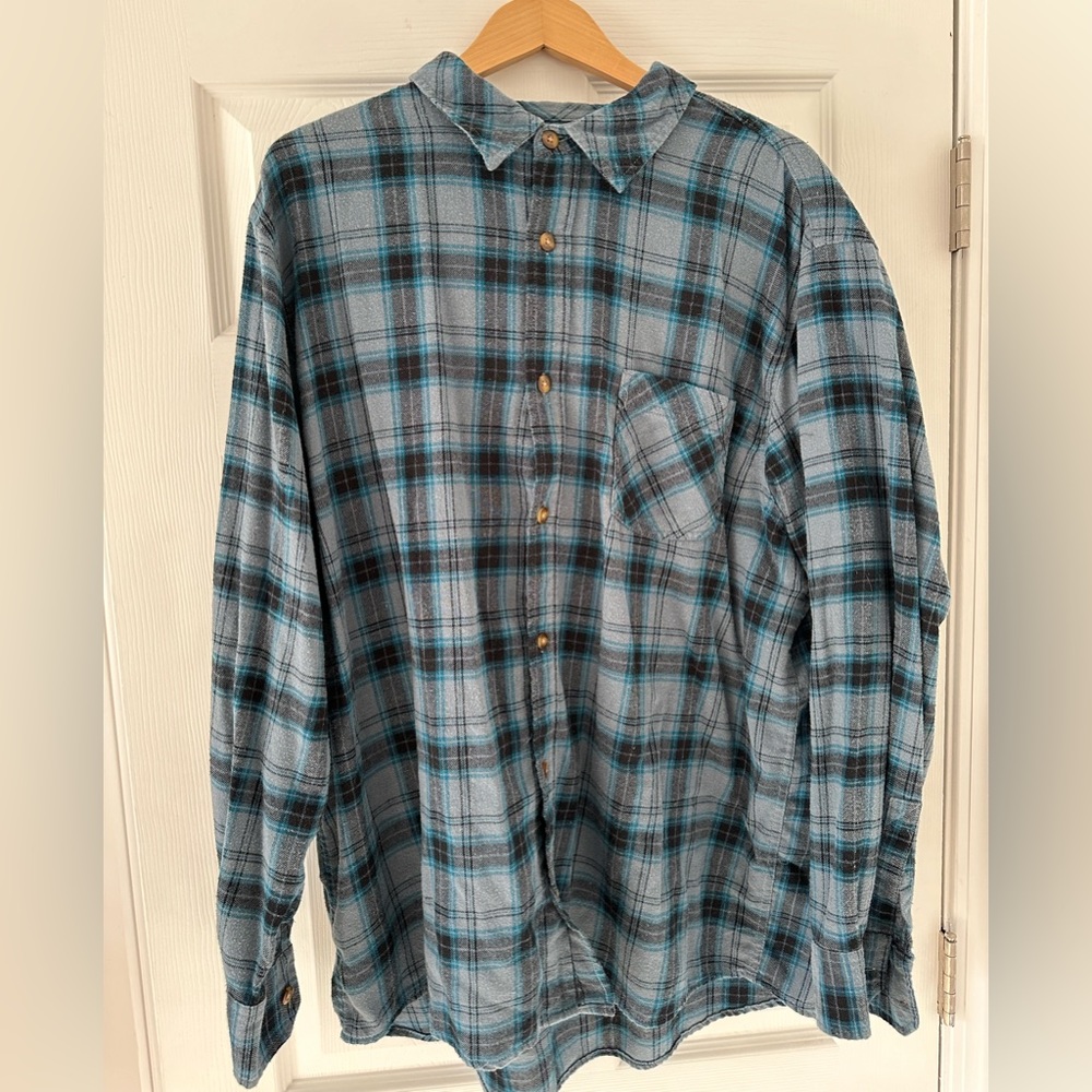 Field and Stream Plaid Long Sleeve Flannel